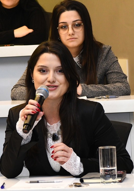ADNSU-da simpozium keçirildi - FOTOLAR